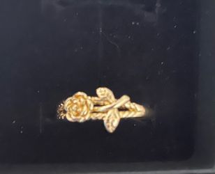 Floral ring tone plated