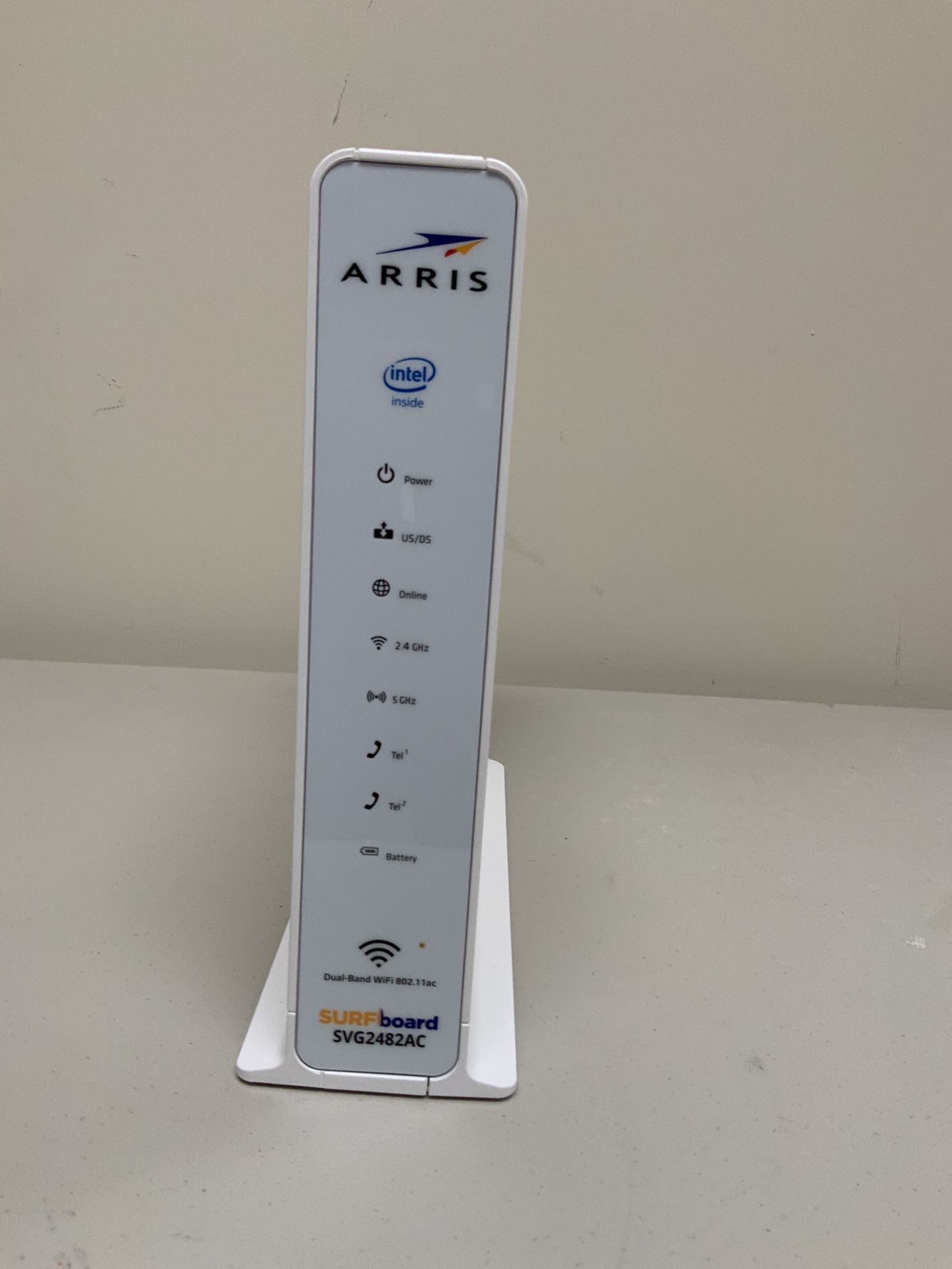 ARRIS SURFboard SVG2482AC Wireless Voice Gateway/Docsis 24x8 Cable Modem / Telephone / AC1750 Router - Certified for XFINITYCOMCAST- Download speed: