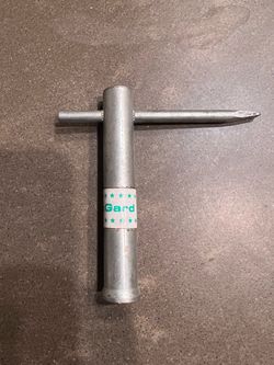 Mcgard wire wheel wrench