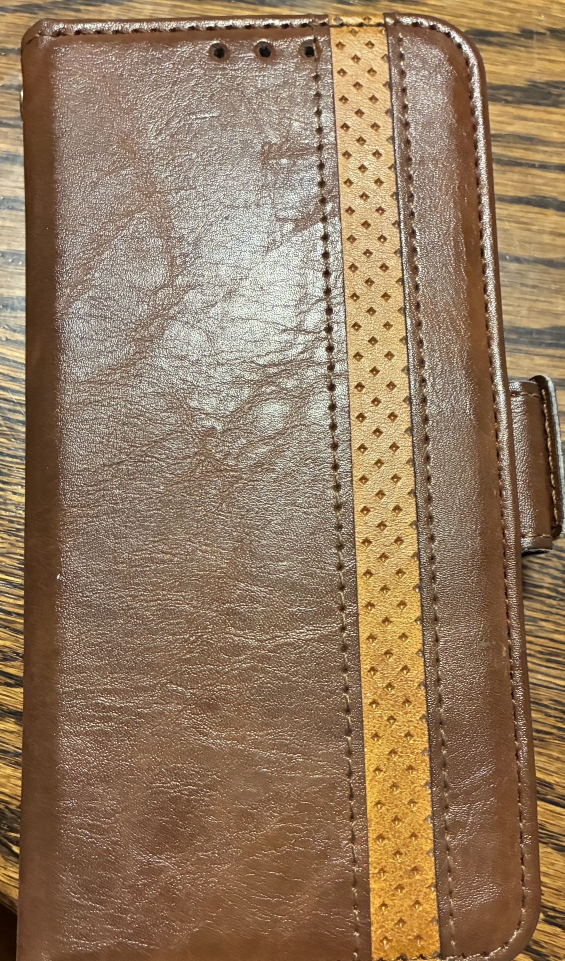 iPhone 11 MAGNETIC FLIP COVER