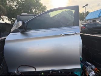 Doors for Honda. Accord 2014 drive side
