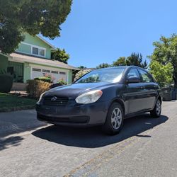 2010 Hyundai Accent