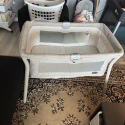 Bassinet 
