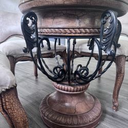 Elegant Round Glass Dining Table