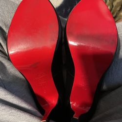 Louboutins size 38
