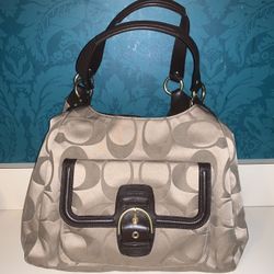 Like New Coach Hand Bag H1380-F24742