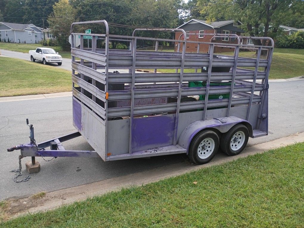 2018 Pull Behind Livestock Trailer For