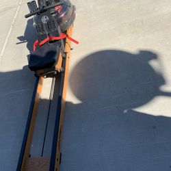 Lifefitness Rowing Machine 