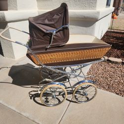 Vintage Hartan Baby Carriage 
