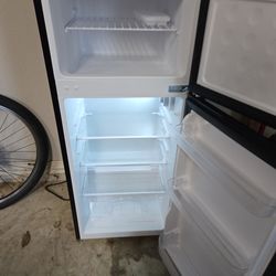 Mini fridge used once