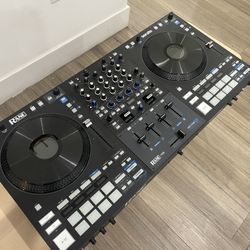 RANE FOUR – Professional 4-Channel DJ Controller (for Serato)