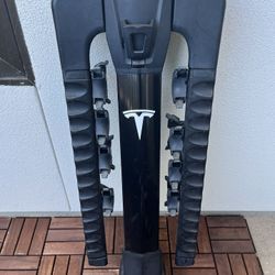 Tesla Bike Rack – Lightly Used – Local Pickup Only