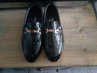 Kids dress shoes
