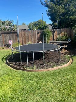 10’ 8 post trampoline frame and net