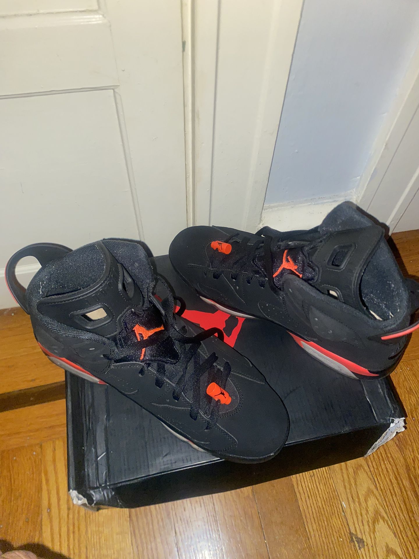 Jordan 6s Infare Reds