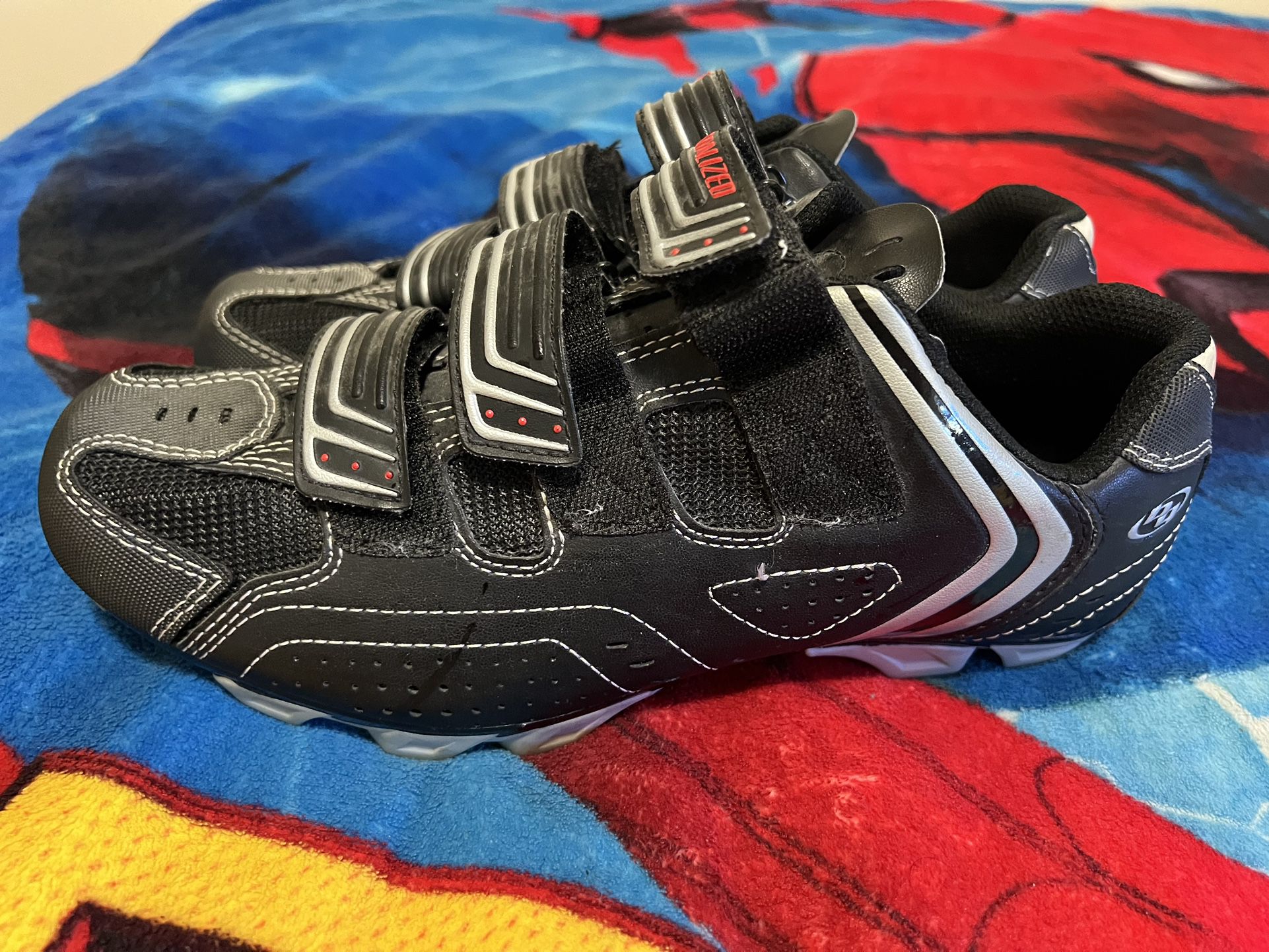 Cycling Specialized Shoes 👞 