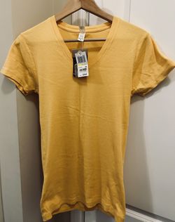Alternative Macy's Soft Women's tee t-shirt - M