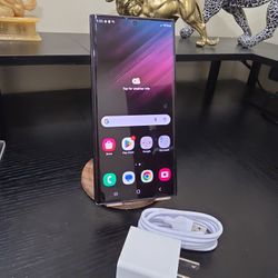 Unlocked Samsung Galaxy S22 Ultra 