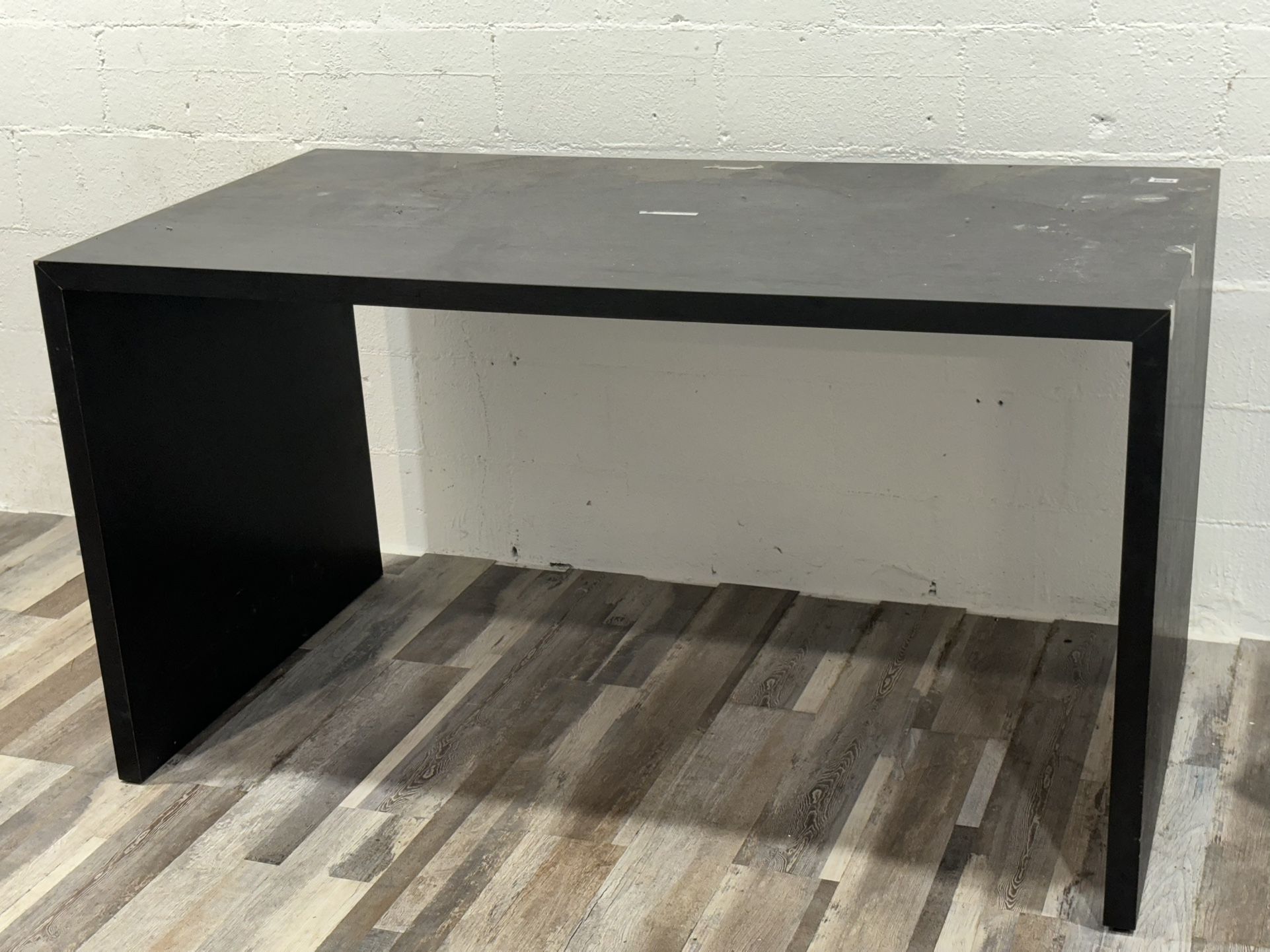 Large ikea Desk. 5ft By 36 Inches