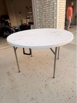 Round table