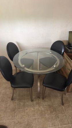 4 seat dinette set