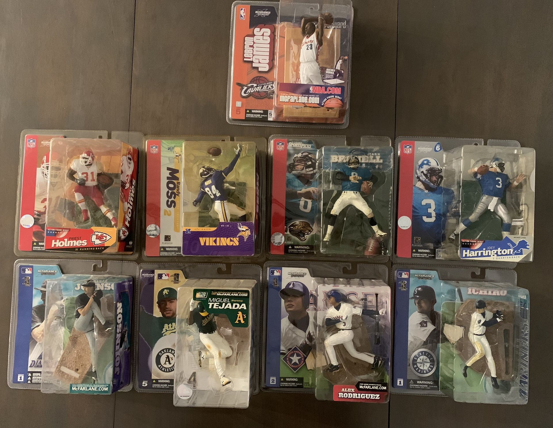 9 NFL/NBA/MLB McFarlanes - Lebron, Randy Moss