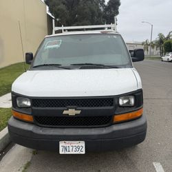 2010 Chevy Express 2500 