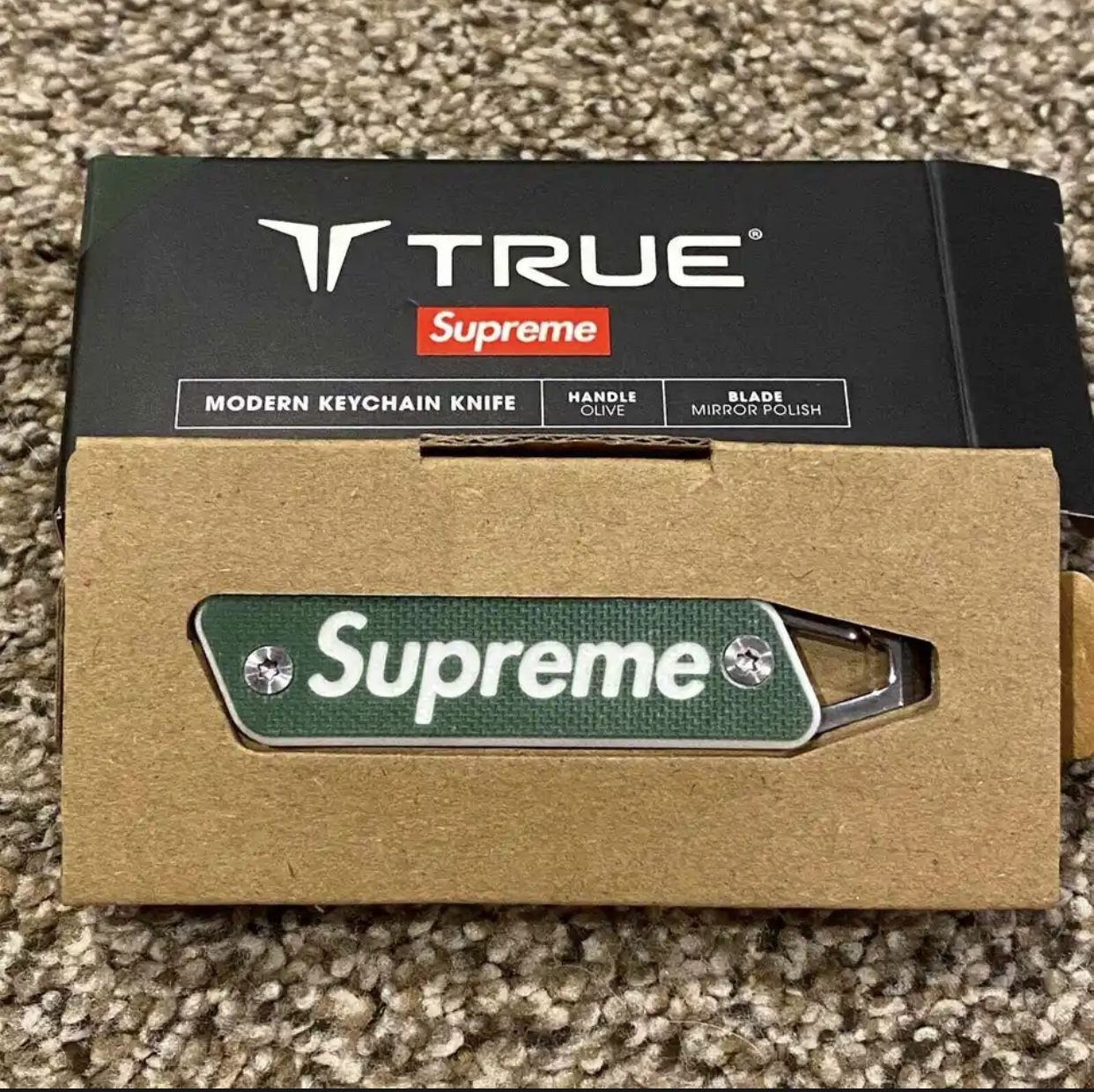 Supreme TRUE Keychain Knife 