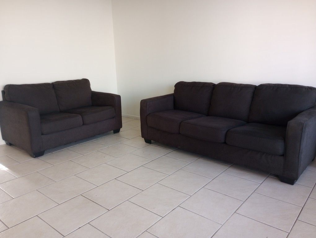 Couch And Loveseat!!