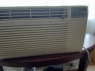 air conditioning works at 230