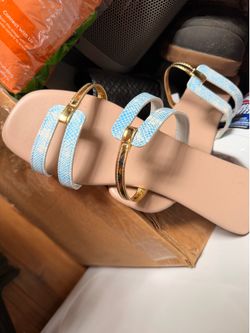 Women sandals