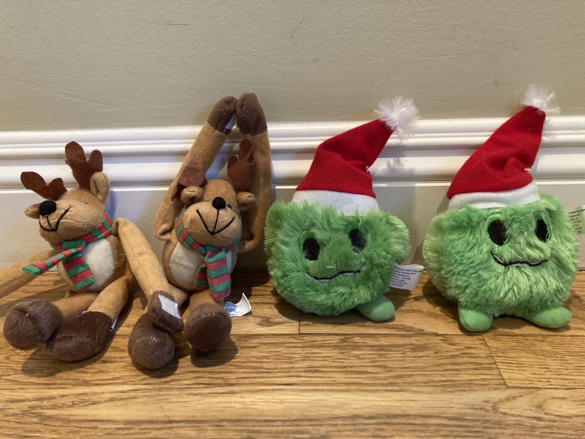 Christmas Stuffed Animals 