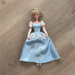 Cinderella Barbie 