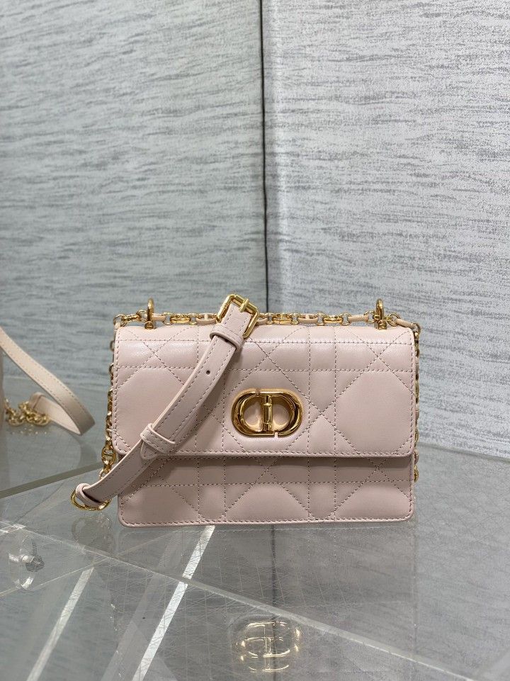 Simple and fashionable multi-purpose small bag