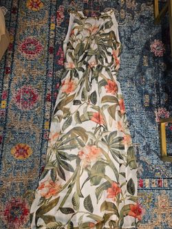 Women’s Dresses and Coats and more!