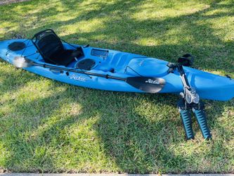 Hobie Revolution 13 Like New 