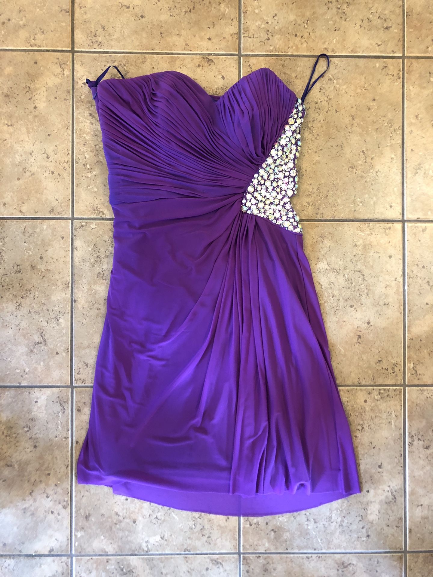Homecoming dress - size 8