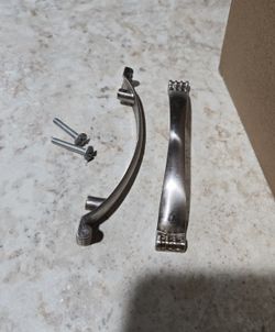 46 Kitchen Cabinet Handles
