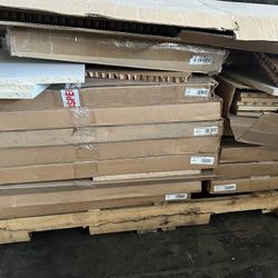 cleat, shelf pins🏚🏚ON SALE