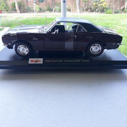 Maisto 1968 Chevrolet Camaro Z/28 Coupe 1:18 Diecast