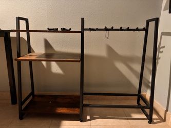 Guitar Rack for 5 Guitars + Adjustable Shelves