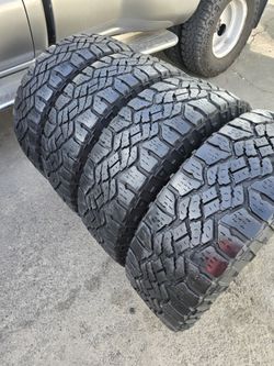 4 used tires 275 65r18 Goodyear wrangler $200.00 all 4
FIRM PRICE, FIRM PRICE FIRM PRICE, FIRM PRICE FIRM PRICE, FIRM PRICE