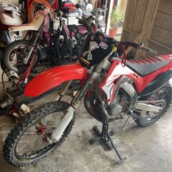 Cr250
