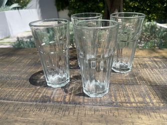 4 matching glasses