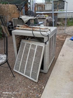 Evaporative cooler