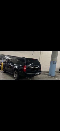 Chevy suburban 2008