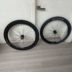29 inch rims throne/street co