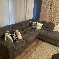 Sectional sofa 