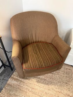 Nice swivel chair