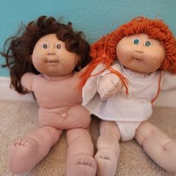 Vintage Cabbage Patch Kids – Signed (Pink & Blue Ink) – Lot of 8 – Coleco